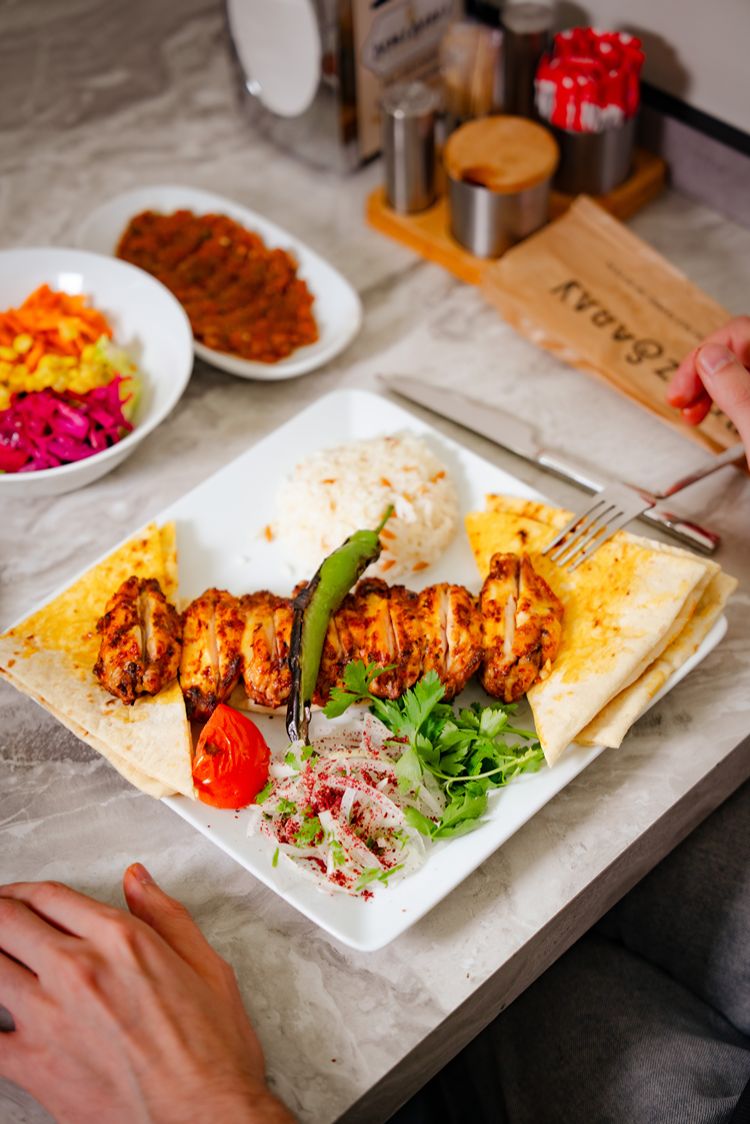 Beyazsaray yemek sofrası
